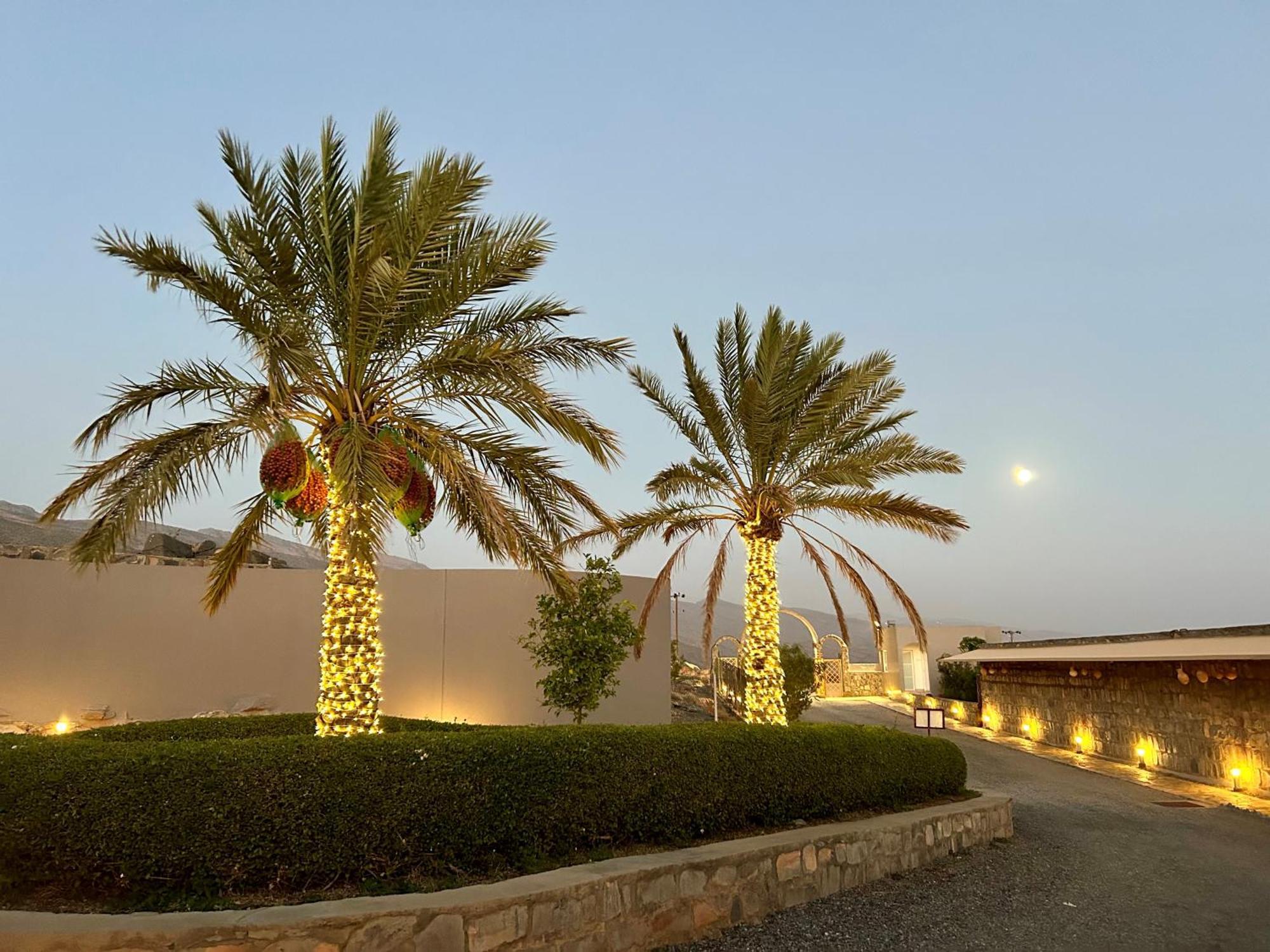 The View Hotel Al Hamra Exterior photo